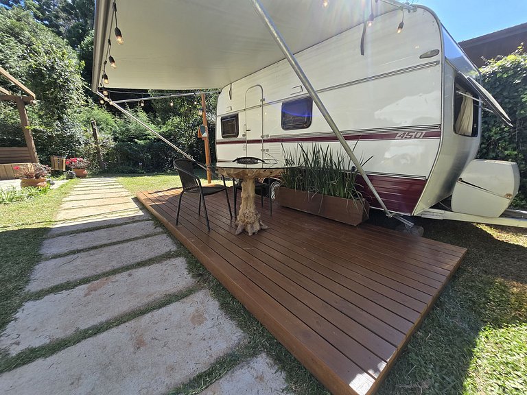 Trailer Rubi 1990